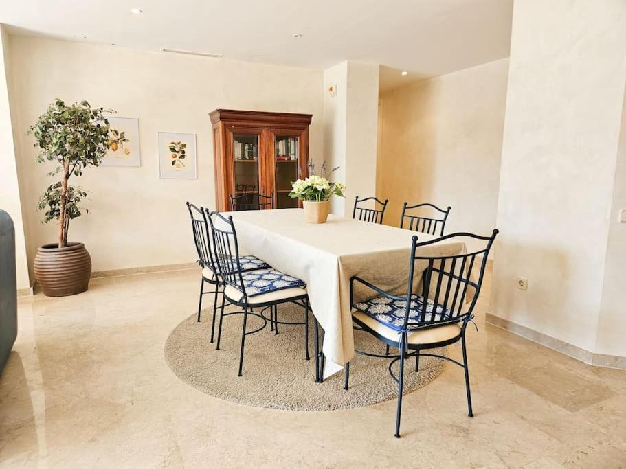 Greenlife - Spacious In Rio Real * Marbella