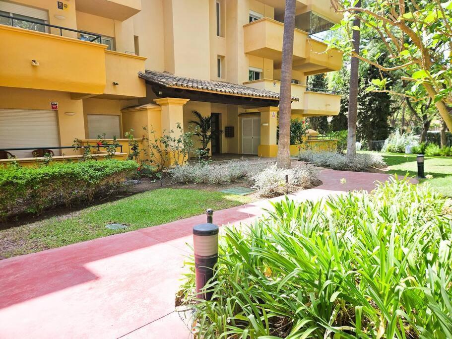 Greenlife - Spacious In Rio Real Apartamento